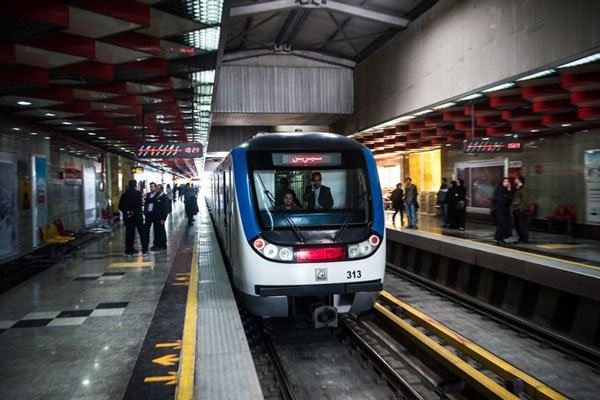 2606900