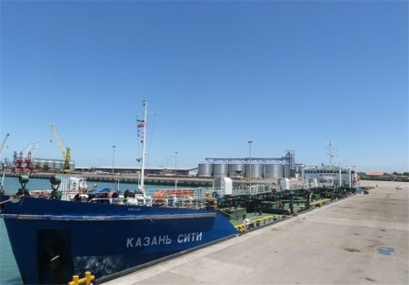 2617940
